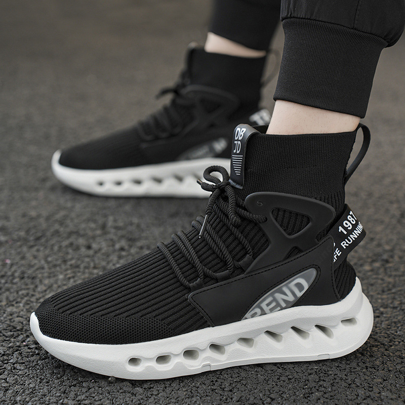 Модные мужские кроссовки-носки – обзор и цена Sneaker Career